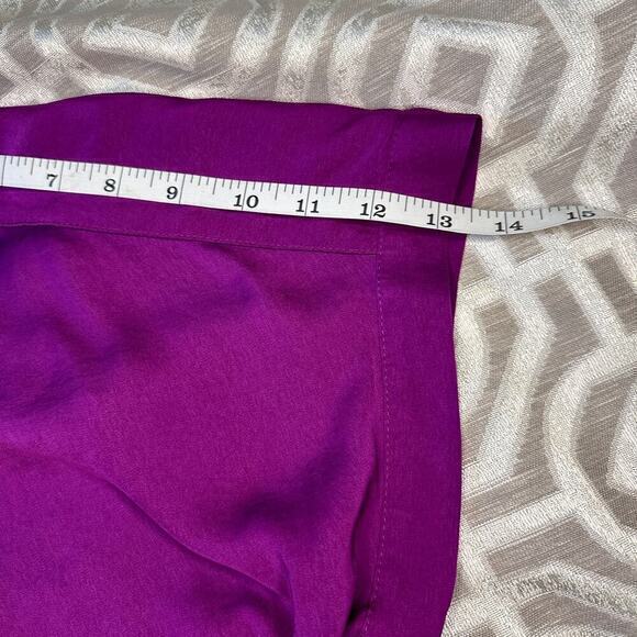 Chico’s Purple V-Neck Drawstring sides shirt sleeve blouse hidden buttons-size 2 - Picture 6 of 11